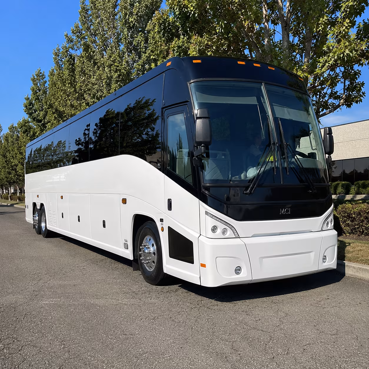 charter buses for high school and college campus tour field trips from west valley city