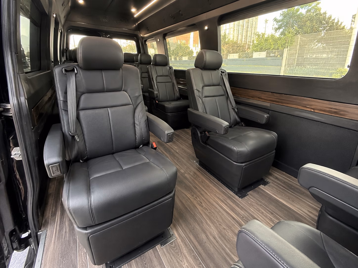 reserve transportation for your next prom 4